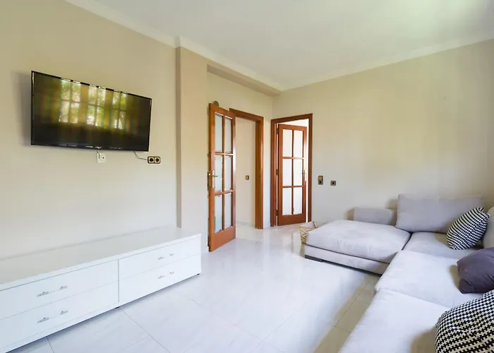 Sonnenland Hill Villa *